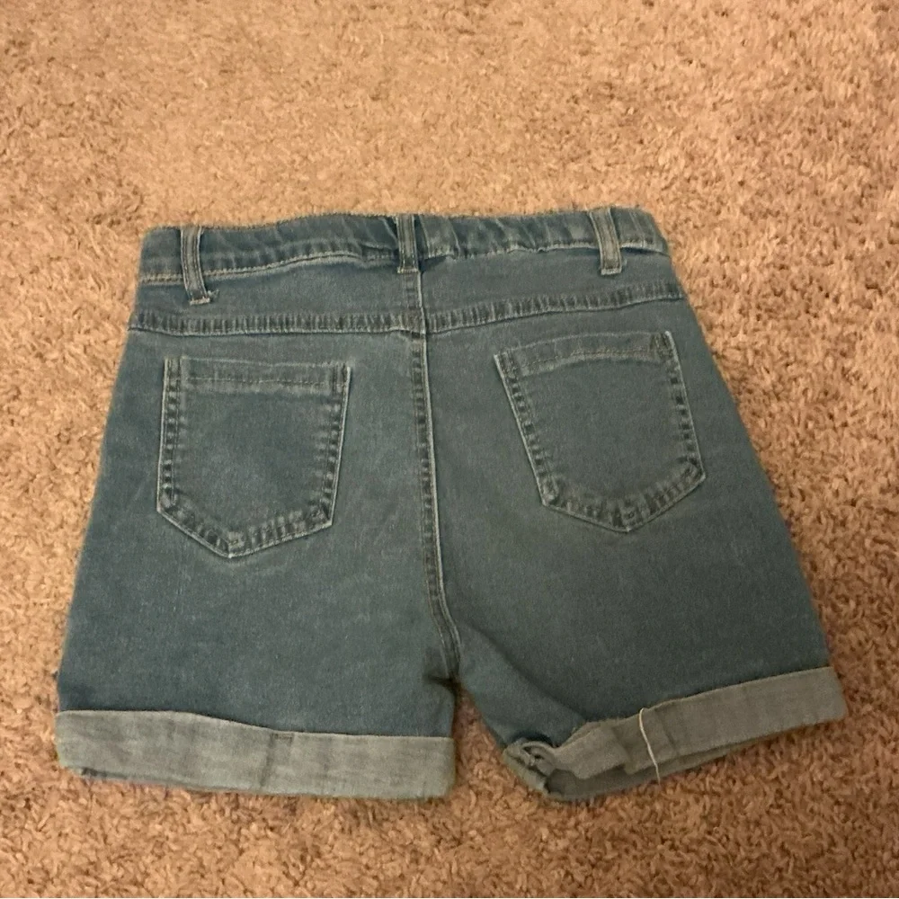 GIRLS SIZE 10- Daisy Jean shorts